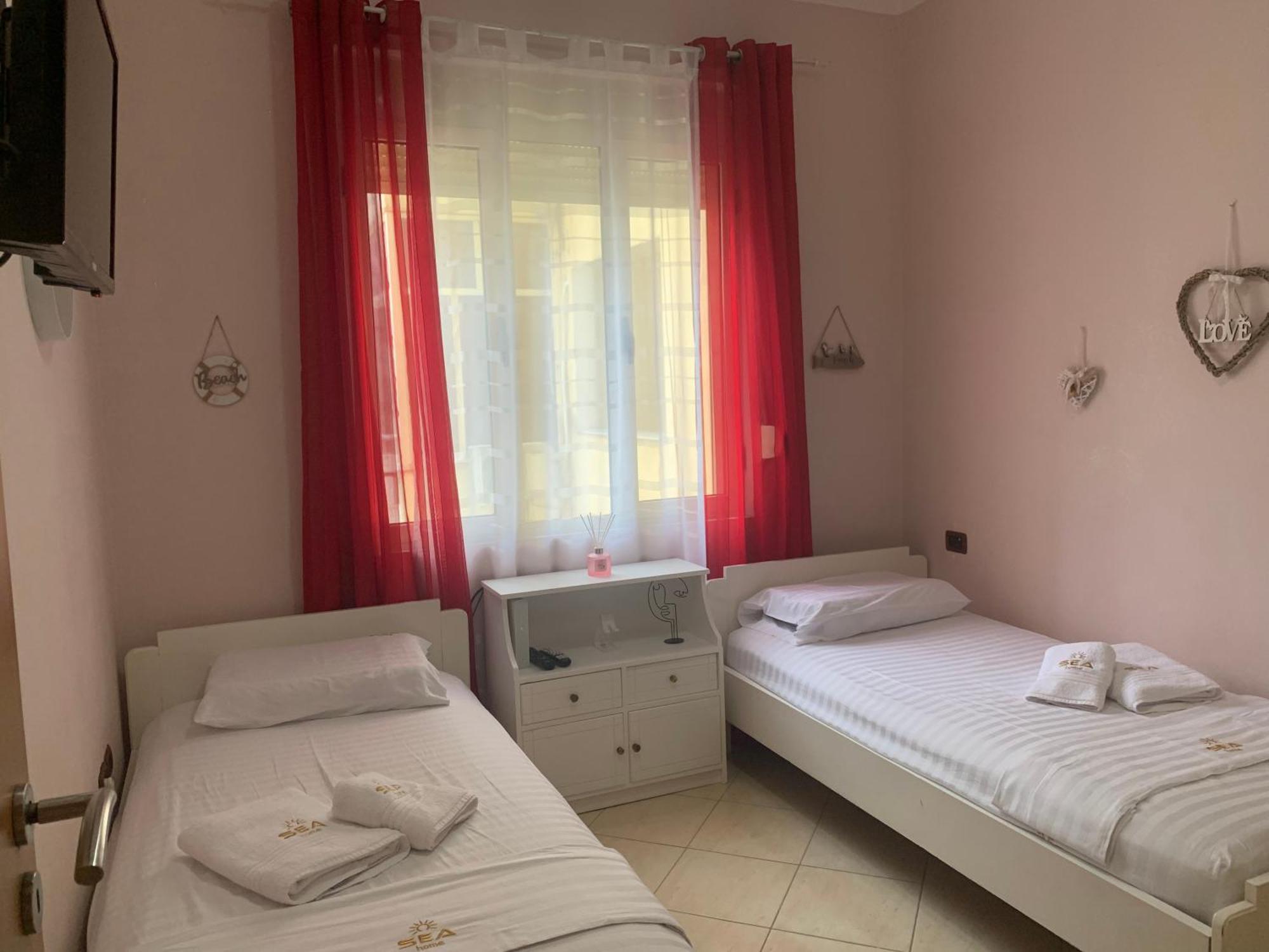 Lungomare Apartment Sea Home Влёра Экстерьер фото